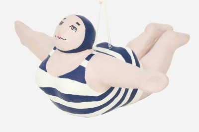 Estatueta de um banhista